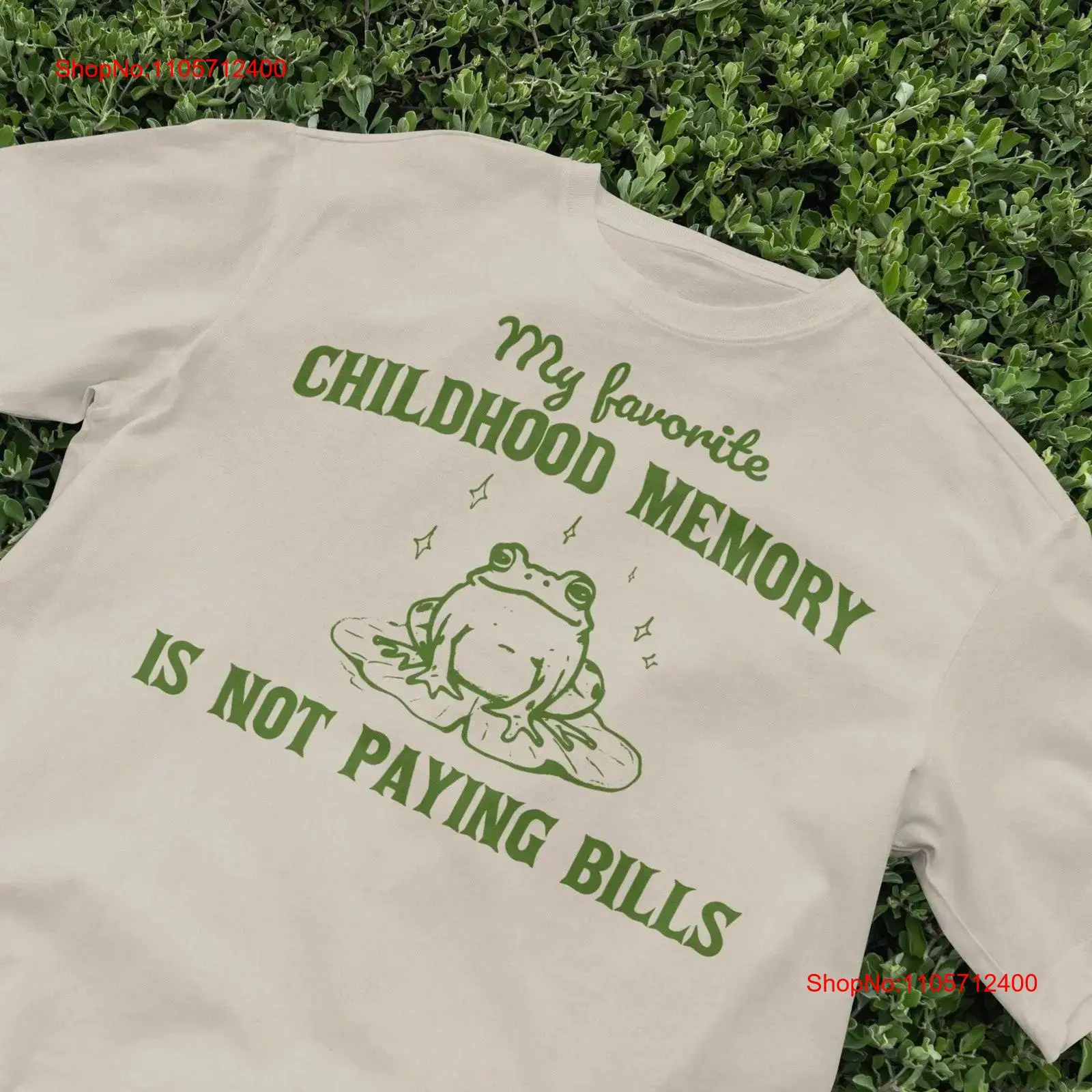 Quirky Vintage Fashion - تي شيرت بتصميم الضفدع المرح، بأسلوب