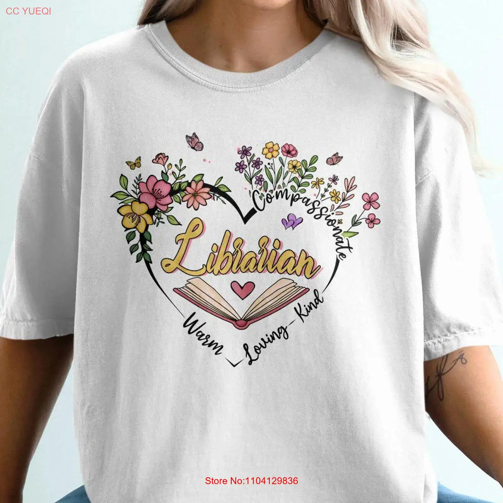 تي شيرت للمكتبة بتصميم قلب زهر - مراجعة Vintage Fashion Library وسعره